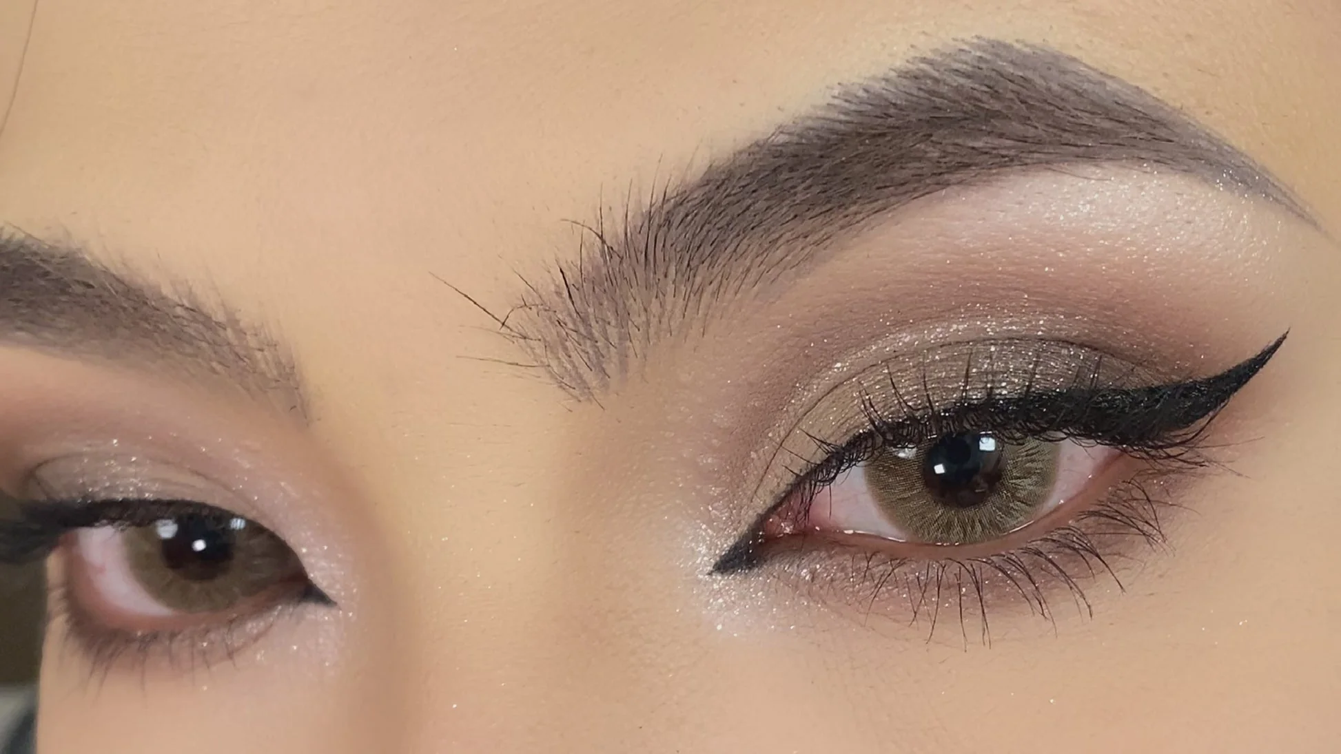 Seattle Brown 14.5mm 1 Pair | 1 Year